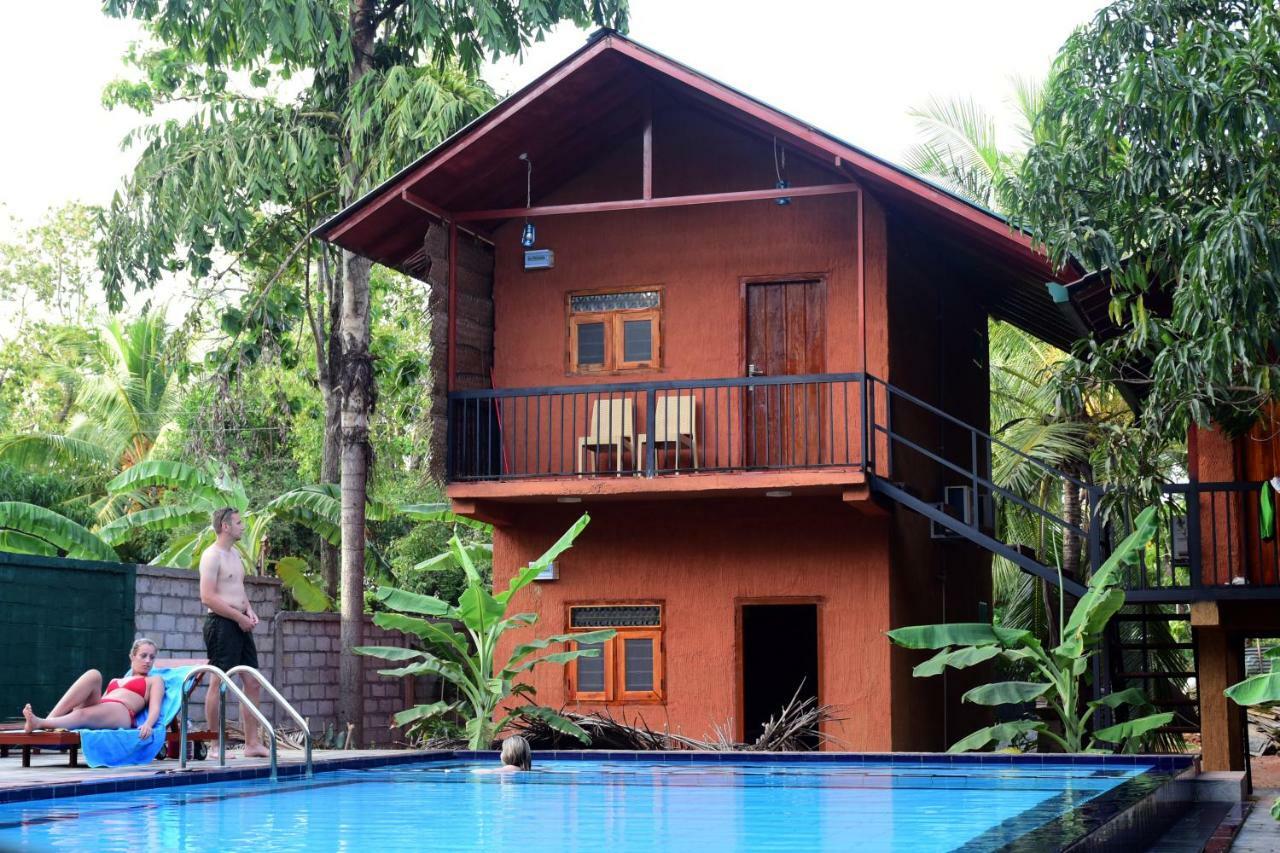 Sun And Green Eco Lodge - ดัมบูลลา ภายนอก รูปภาพ